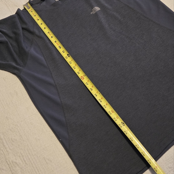 The North Face active tee, men's size XL - Picture 5 of 5